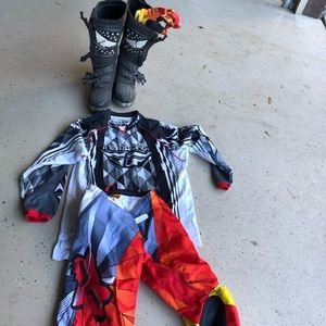 Dirt bike gear